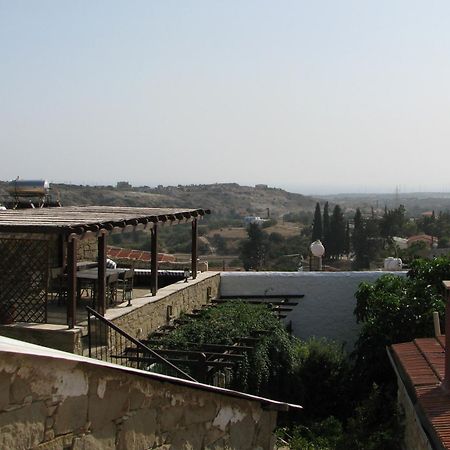Dolphin Guest House And Studios Tokni Esterno foto