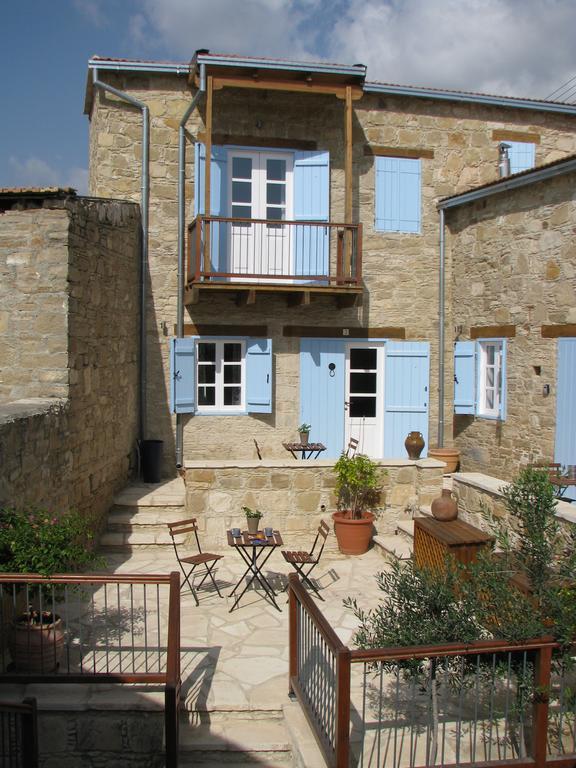 Dolphin Guest House And Studios Tokni Esterno foto
